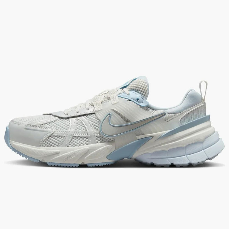 Nike V2k Run Platinum Tint Summit White Light Smoke Grey (women's)