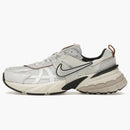 Nike V2k Run Pure Platinum Chrome (women's)