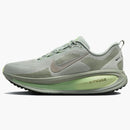 Nike Vomero 18 Light Silver Barely Volt Dusty Olive College Grey