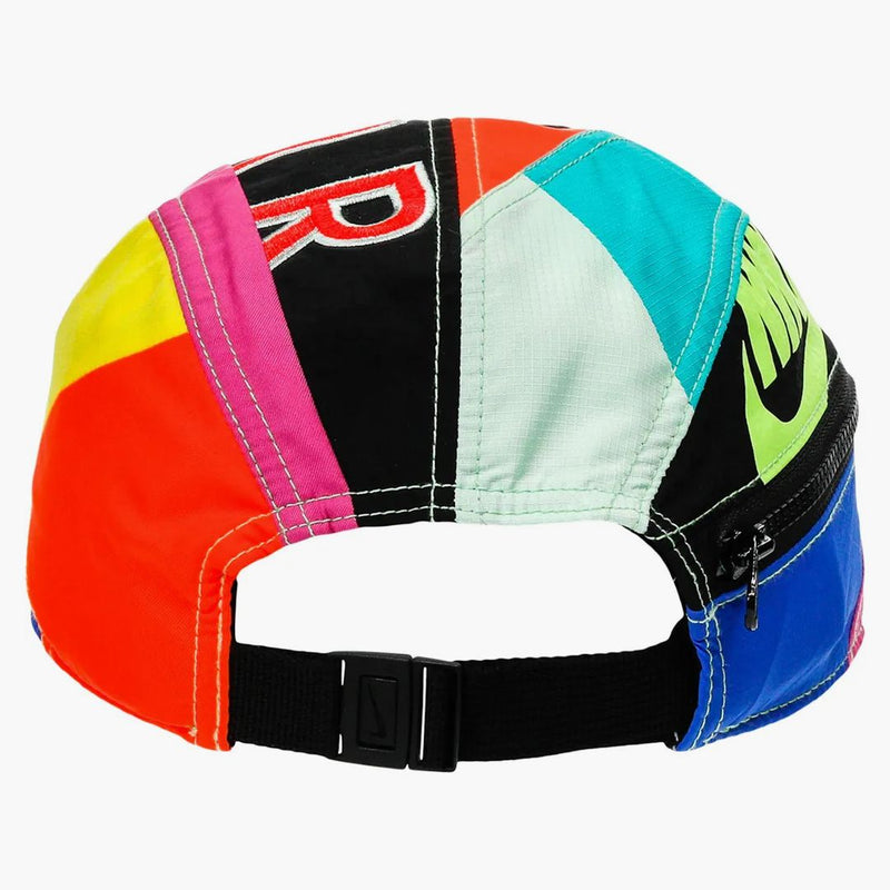 Nike X Atmos Nrg AW84 má modrou/černou/flash crimson