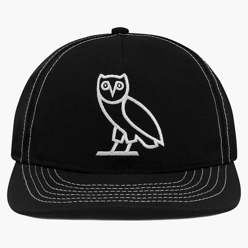 OVO -kontraststygn Snapback har svart