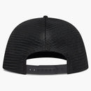 Ovo pom pom trucker has black