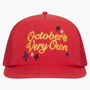 Ovo pom pom trucker has red