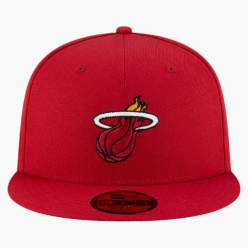 OVO X NBA Miami Heat 59Fifty Fited tiene negro/rojo/blanco