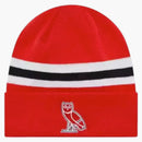 Ovo X NHL Chicago Blackhawks Beanie has red