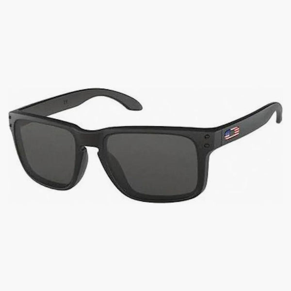 OCCOLI da sole Oakley Holbrook opachi neri/grigi (OO9102-E655)