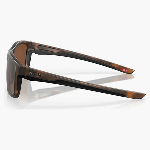 Oakley MainLink Rettangolo Occhiali da sole Tortaise marrone (0OO9264 926449)