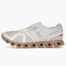 En Running Cloud 5 Sand Rosebrown (mujer)