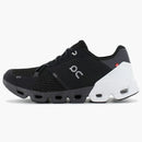 Al ejecutar Cloudflyer 4 Black White