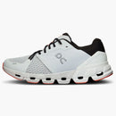 On running Cloudflyer 4 Glacier White