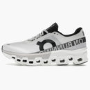 Al ejecutar CloudMonster 2 White Frost