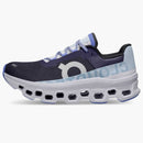 Al ejecutar CloudMonster Acai Purple Lavender (mujer)