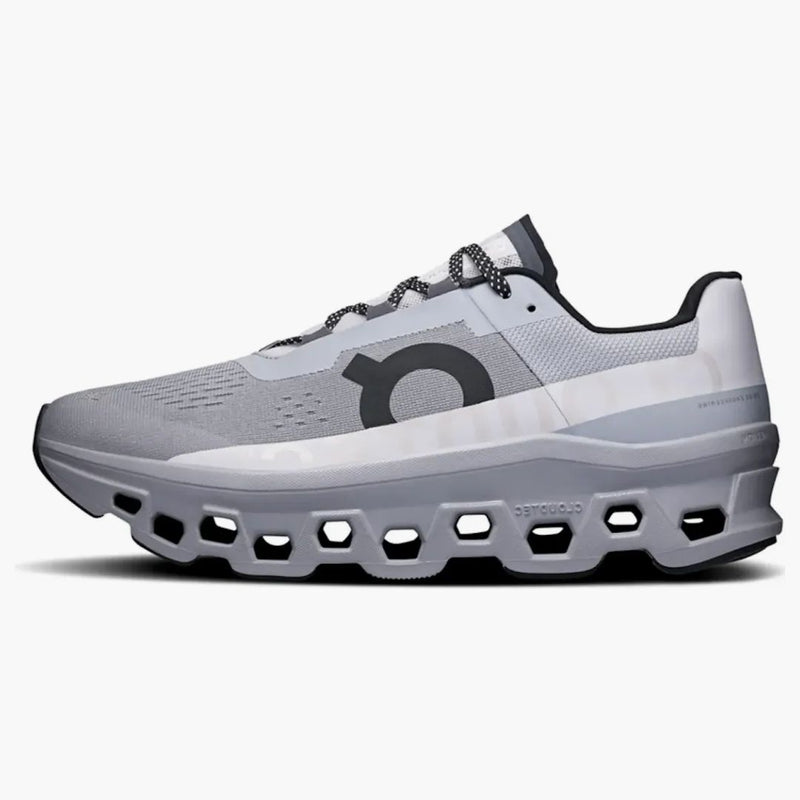 Na spuštění slitiny CloudMonster Silver