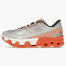 Al ejecutar CloudMonster Hyper Mauve Flame (mujer)