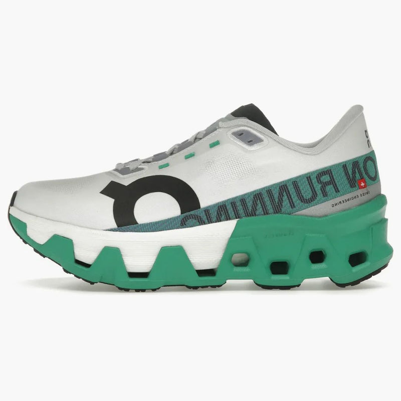 På att köra CloudMonster Hyper Undyed Mint
