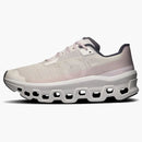 Al ejecutar CloudMonster Void Ivory Wolf (femenino)