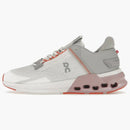 Al ejecutar Cloudnova Flux Andyed White Zephyr