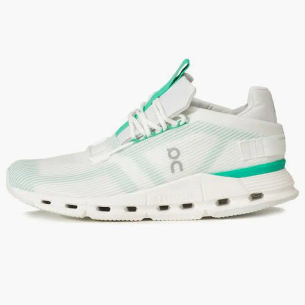 På att köra Cloudnova Undyed White Mint