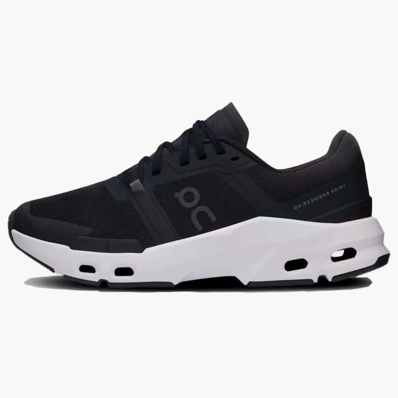 På Running Cloud Pulse Black White (Women's)
