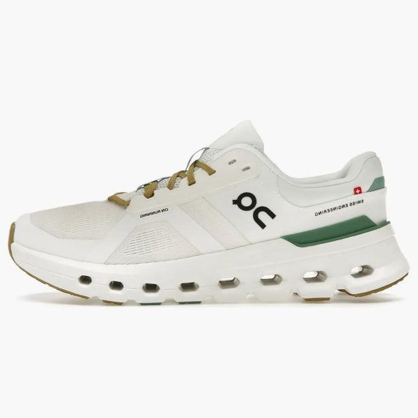 På att köra Cloudrunner 2 Undyed Green