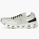 Al ejecutar CloudsWift 3 Ivory Black