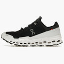 On running Cloudultra Black White