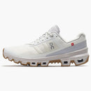 Al ejecutar el glaciar de hielo de CloudVenture (femenino)