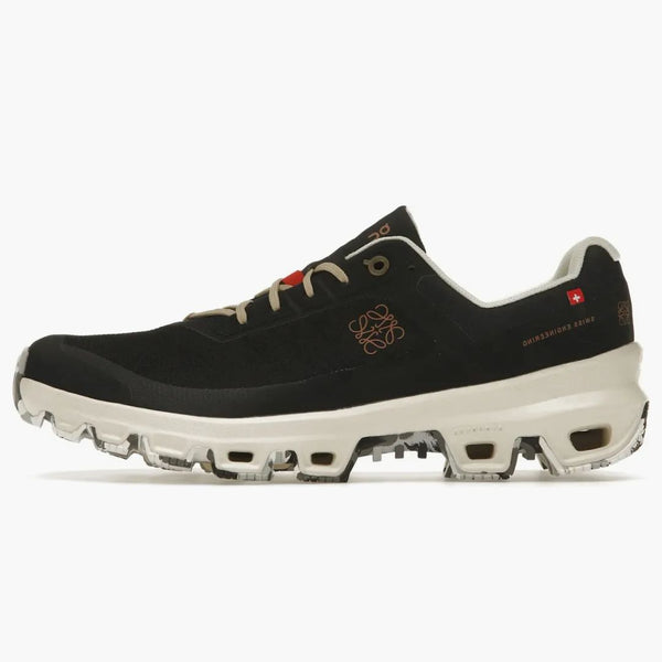 On running Cloudventure Loewe Black (Women's)