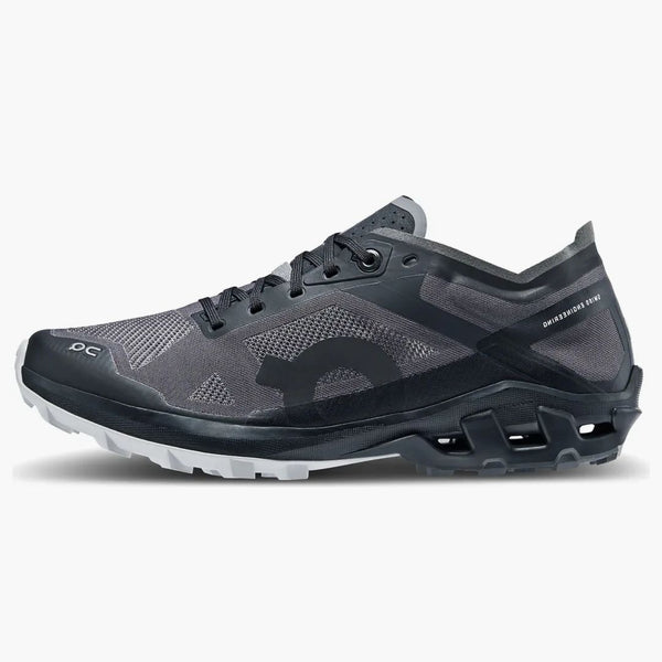 On Running Cloudventure Peak 3 Black Glacier (women's)