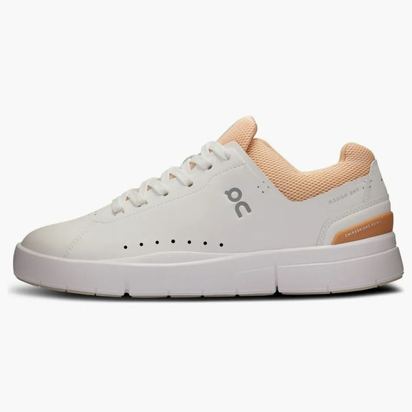 On the Roger Advantage White Savannah (Women's)