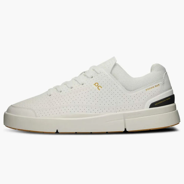 On the Roger Center Court White Black (Women's)