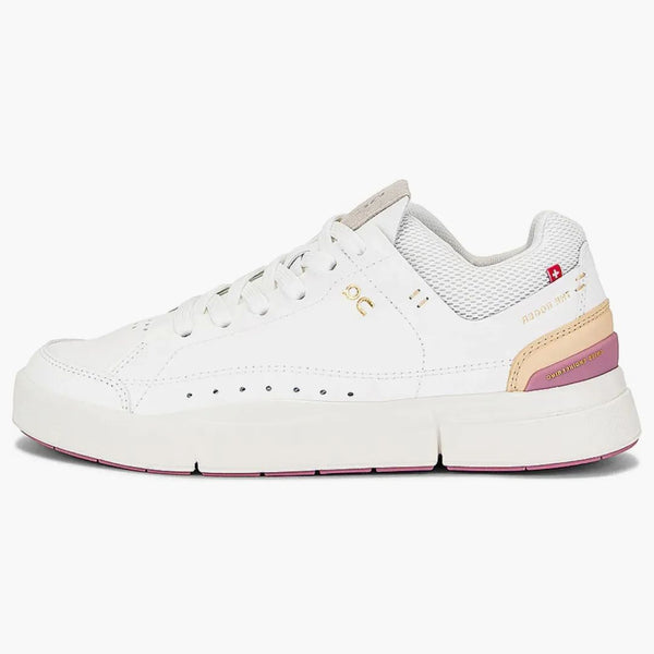 On the Roger Center Court White Zephyr (Women's)