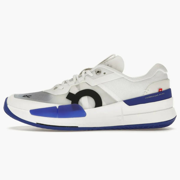 On the Roger Pro 2 White Indigo