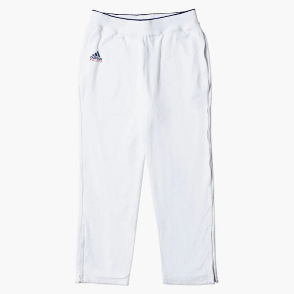 Palác adidas na dvorní ručníky Trant White
