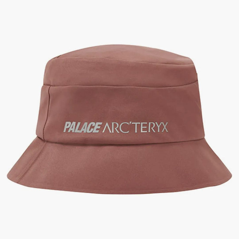 Palace Arc'teryx har lila
