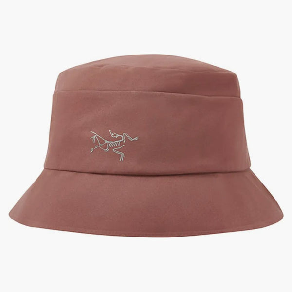 Palace Arc'teryx ma fioletę