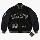 Palace Gore-tex che va in più varsity giacca nera