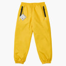 Palace Gore-Tex Wind Stopper Jogger żółty