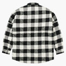 Palác přikrývka s kostkovanou košili bílá