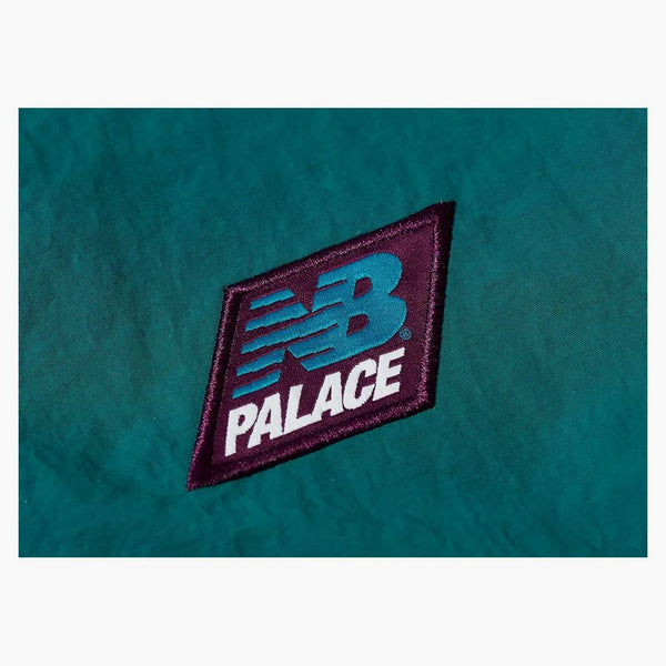 Palác x New Balance Pop přes skořápkovou bundu šedozelenou