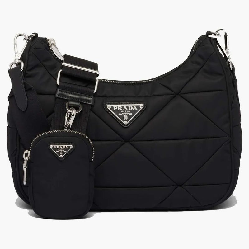 Prada polstrovaná re-nylonová ramenní taška černá
