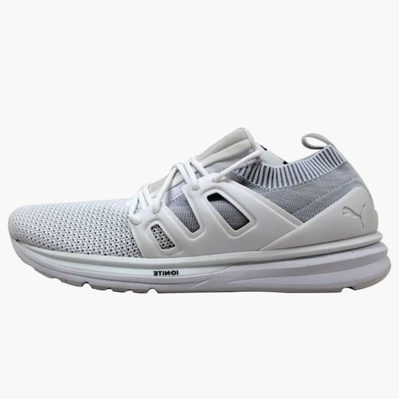 Puma myr obegränsad lo evoknit s puma vit