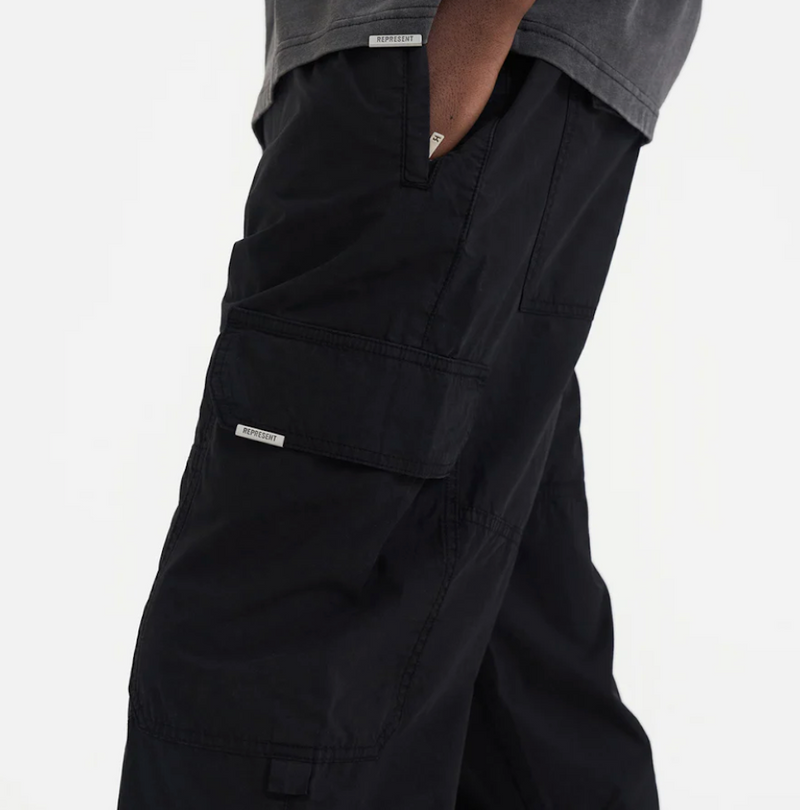 Represent Cargo Pant Black Nahe Ansicht Oben