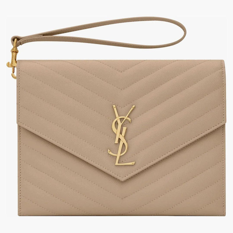 Saint Laurent Cassandre Matelasse Flap Pouch v prošívané reliéfní kožené tmavé béžové