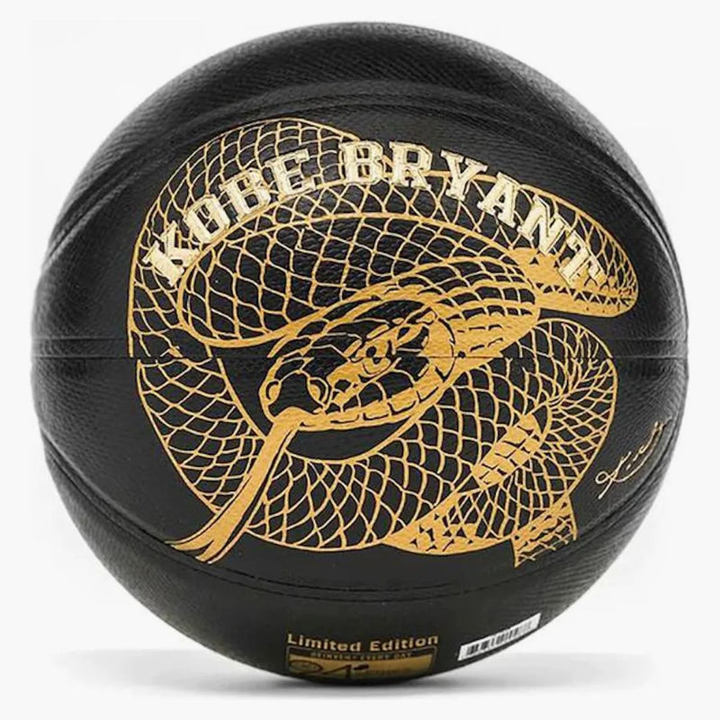 Spalding Kobe Bryant 'Hall of Fame' basketball
