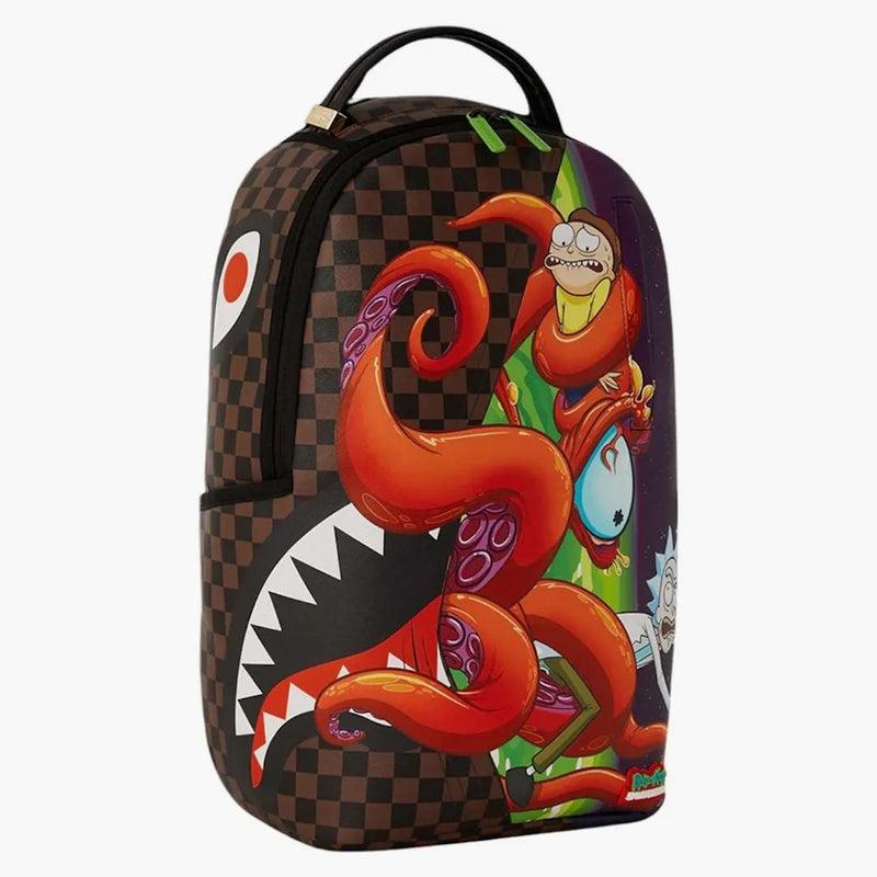 Sprayground X Rick & Morty zaseknutý v okurku (dlxv) batohu hnědý/červená/zelená