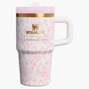 Stanley 1913 X Loveshackfancy Holiday Quencher Protour Flip Straw 20oz Tumbler Coquette Bow Chantilly