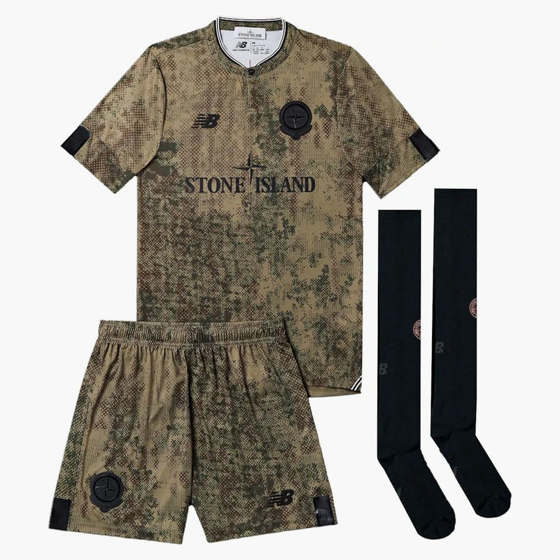 Stone Island x New Balance M01NA v pohybu archivní fotbalová souprava