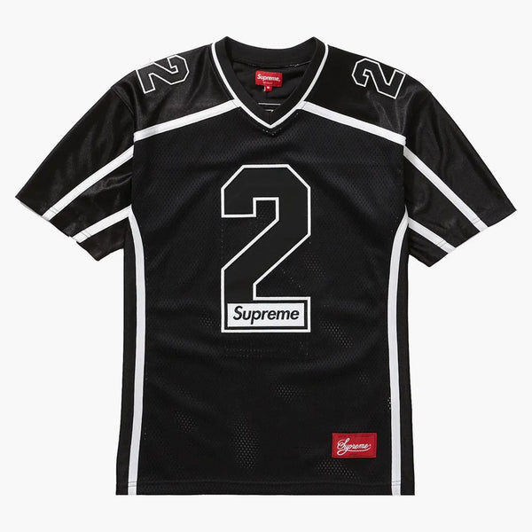 Nejvyšší především fotbalový dres černé