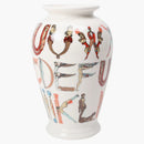 Nejvyšší abecední váza bílá